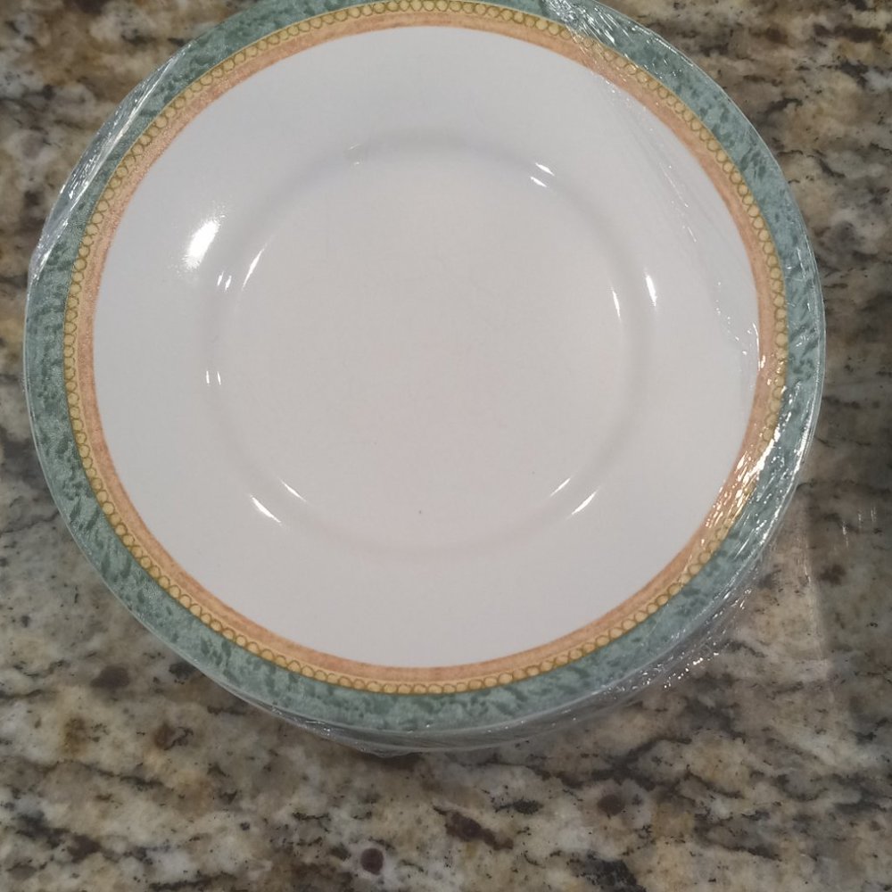 Dinnerware - Picture 3 of 3